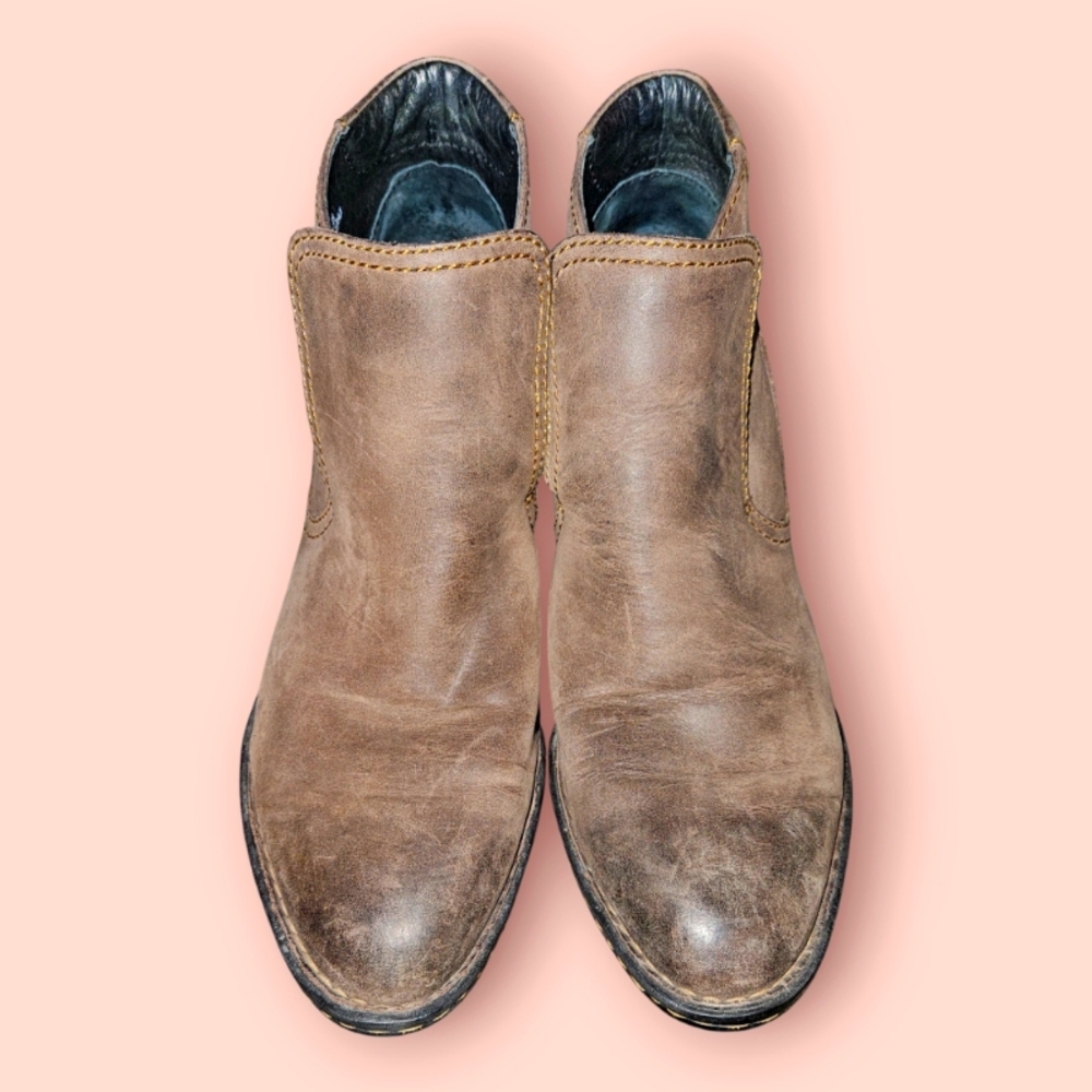 Born Rachelle Brown Leather Ankle Boots - Picture 2 of 7